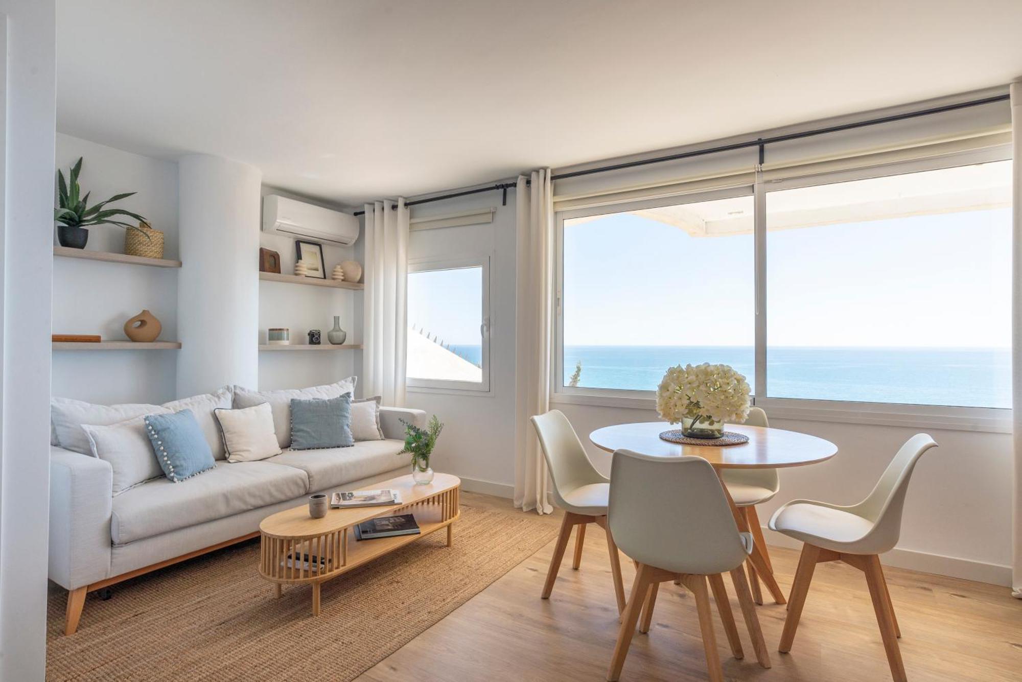 Mimosas & Sea Views By Ele *
